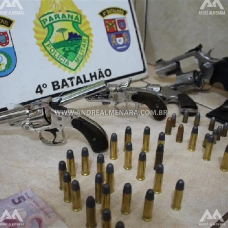 POLÍCIA MILITAR DE MARINGÁ APREENDE ARMAS, MUNIÇÕES E DROGA. TRÊS PESSOAS FORAM DETIDAS