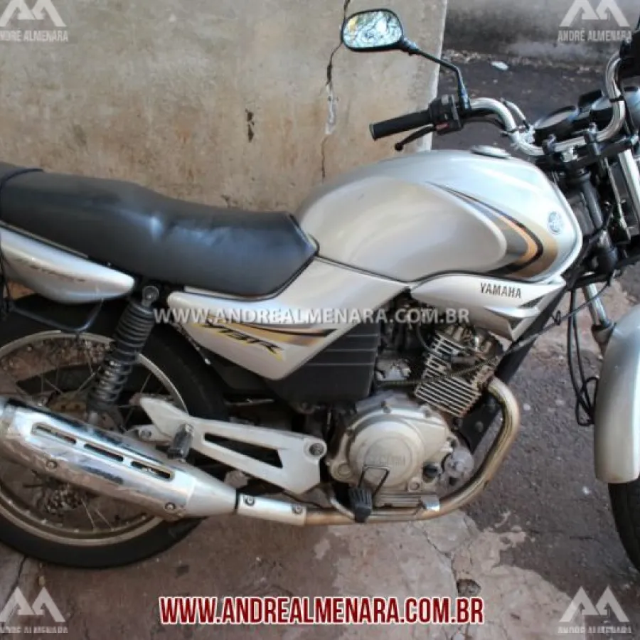 Moto que foi roubada logo após assalto em joalheria em Maringá é abandonada