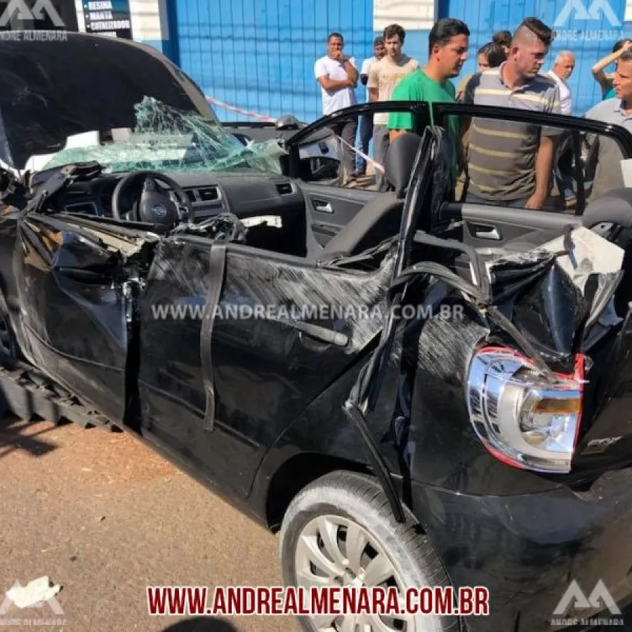 Motorista causa acidente gravíssimo na Avenida Colombo em Maringá