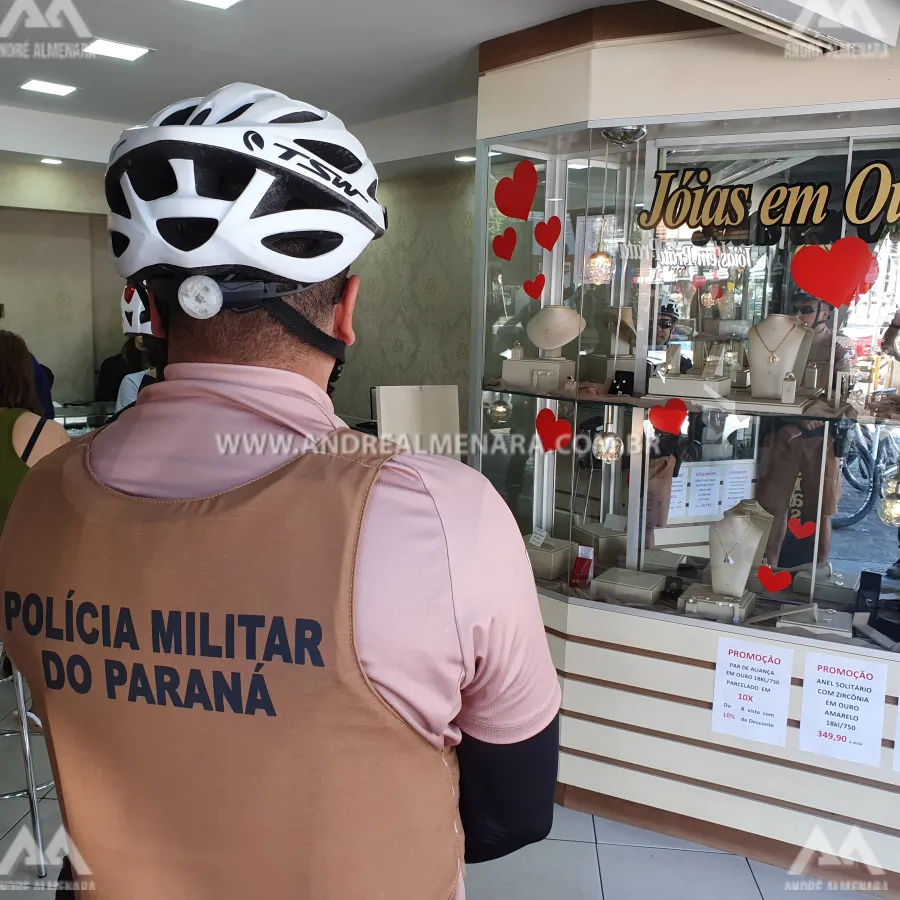 Bandidos roubam joalheria no centro de Maringá