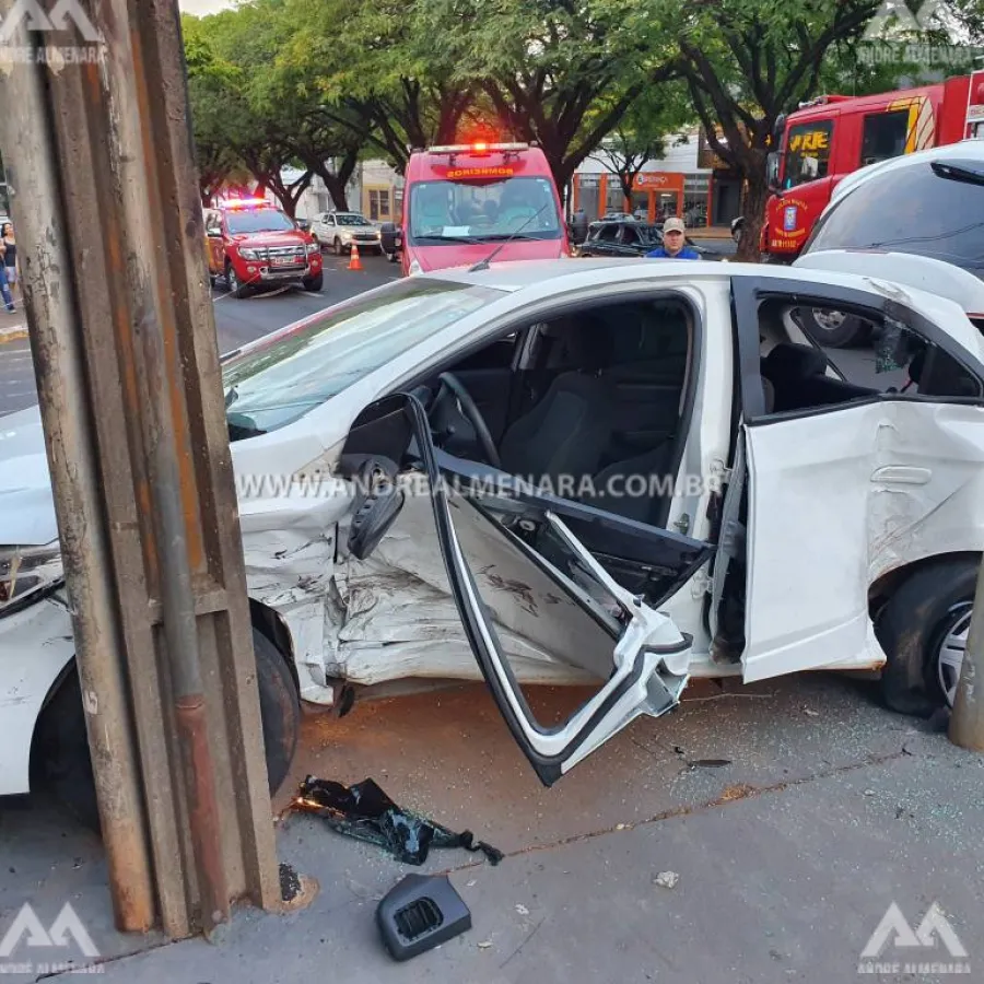 Acidente na Colombo deixa 10 pessoas feridas, uma delas em estado gravíssimo