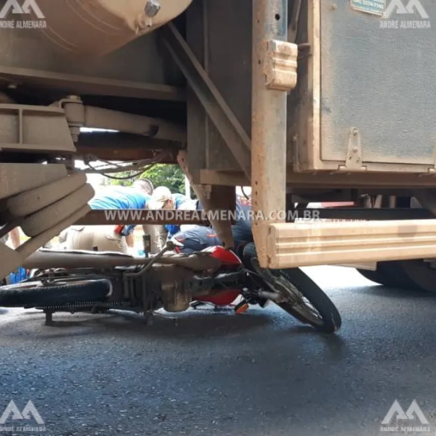 Motociclista escapa da morte em acidente impressionante em Maringá