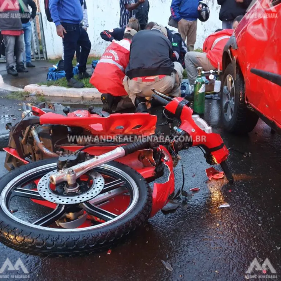 Motociclista sofre ferimentos graves ao colidir contra veículo em Maringá