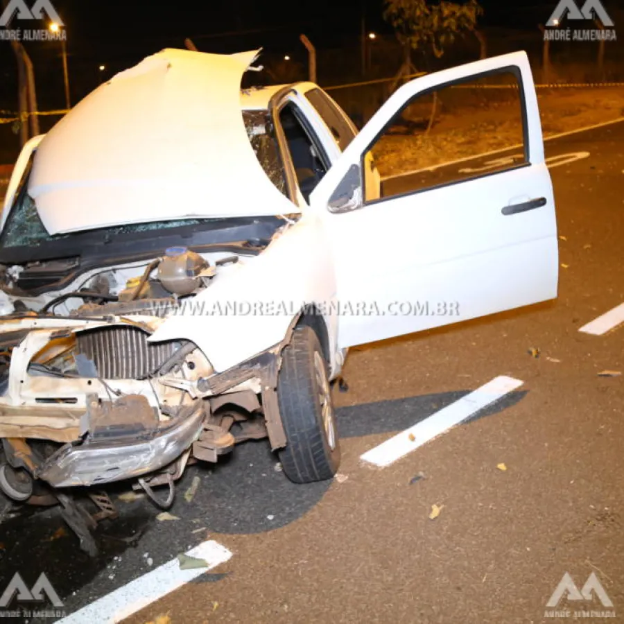 Motorista com sinais de embriaguez ao volante derruba poste em Maringá