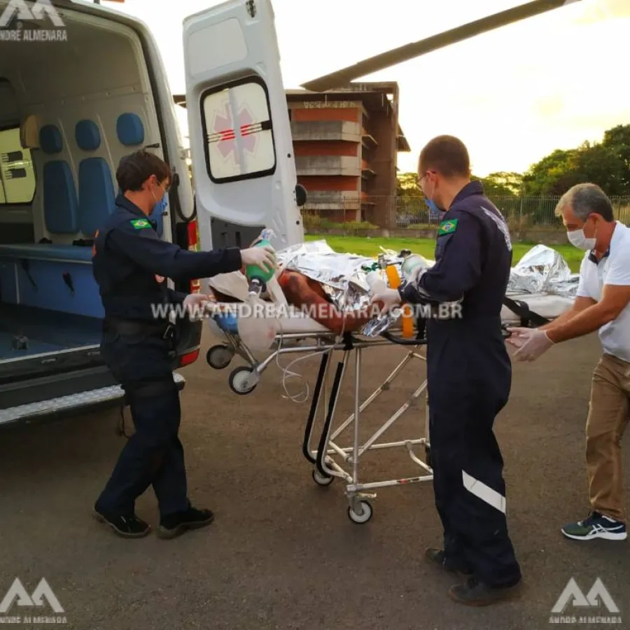 Capotamento na região de Mandaguaçu deixa homem gravemente ferido