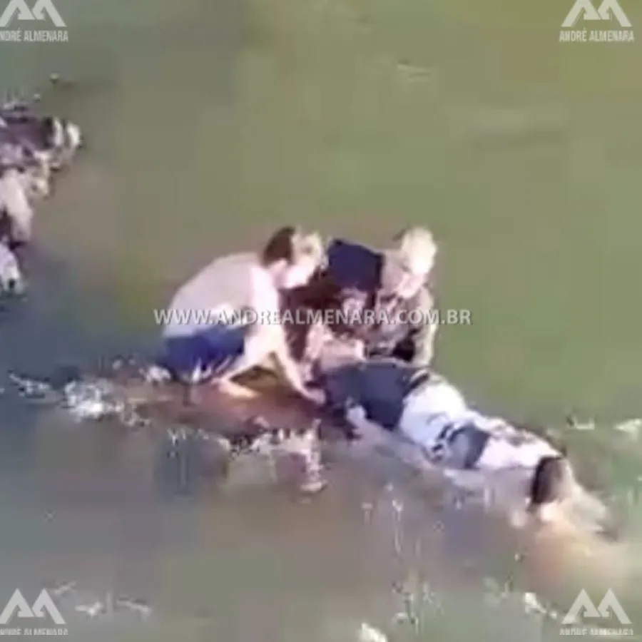 Médico do Samu salta de aeronave e salva vida de homem afogado em rio