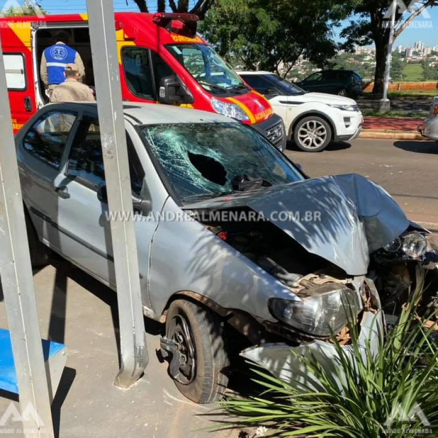 Dois homens ficam feridos em acidente na Avenida Gastão Vidigal