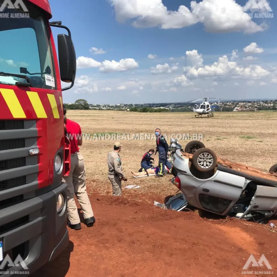 Mulher é socorrida pela aeronave do Samu após capotar veículo em Marialva