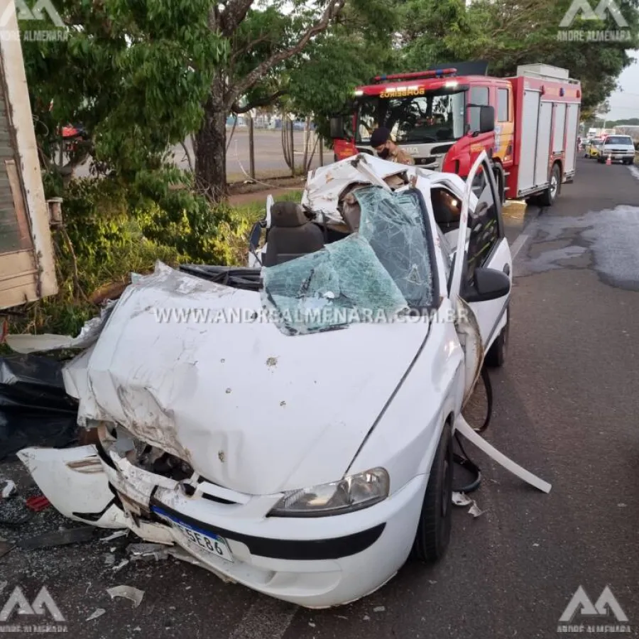 Motorista bate em carreta estacionada e causa acidente com morte em Maringá