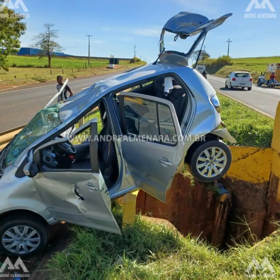 Motorista de 41 anos sofre ferimentos ao capotar veículo na rodovia BR-376