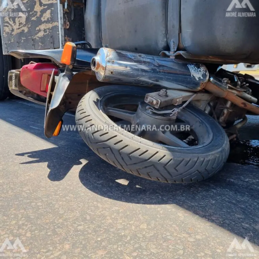 Motociclista morre ao cair debaixo de rodado de caminhão