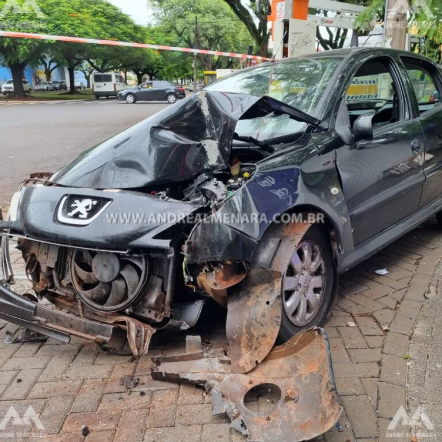 Motorista em alta velocidade sofre acidente gravíssimo na Vila Operária