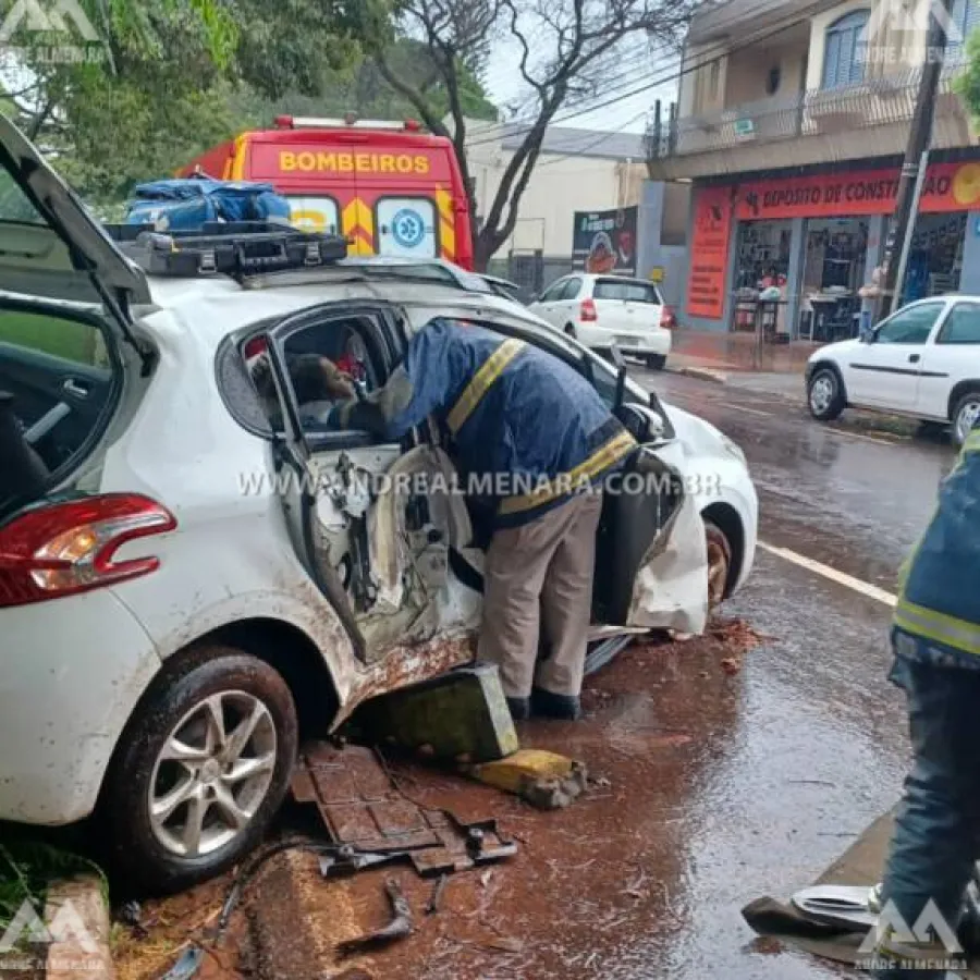 Mulher fica ferida em acidente grave na Avenida Nildo Ribeiro da Rocha