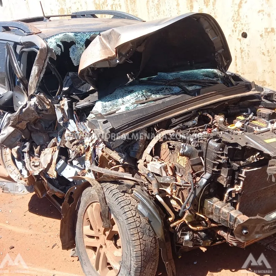 Motorista abandona veículo após causar acidente grave no Contorno Norte em Maringá