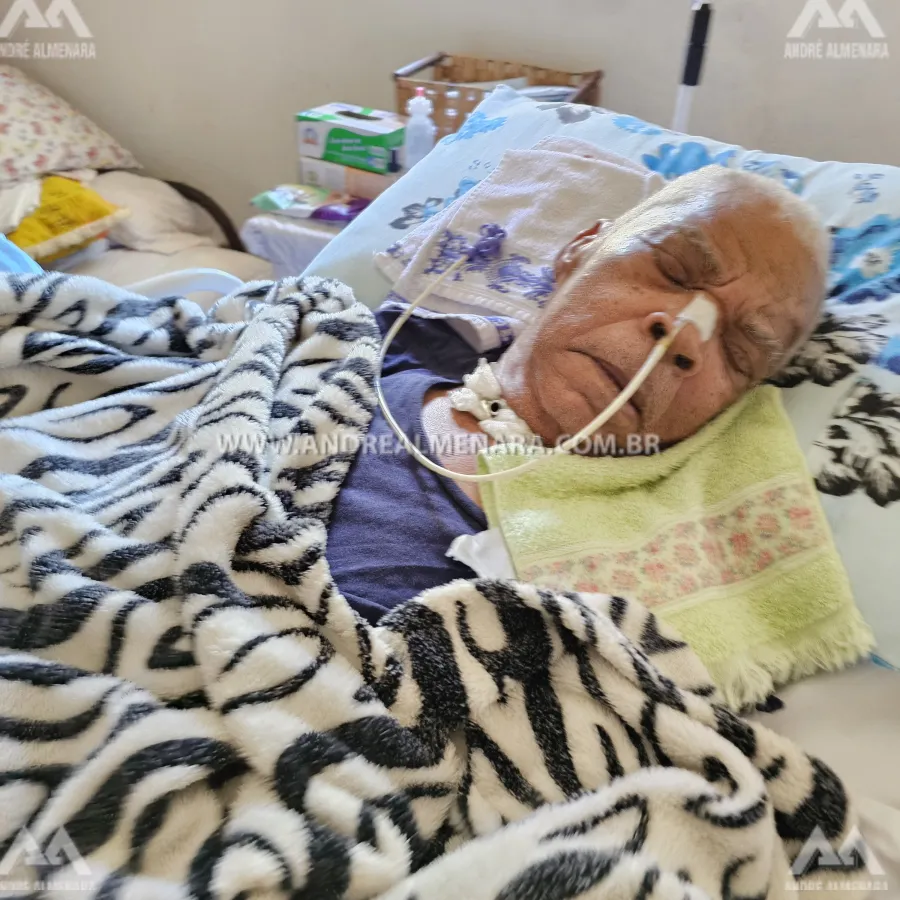 Sorveteiro de 82 anos que foi atropelado por moto no ano passado deixa o hospital