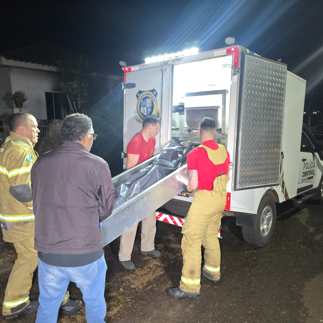 Homem de 57 anos morre carbonizado durante incêndio na Vila Esperança