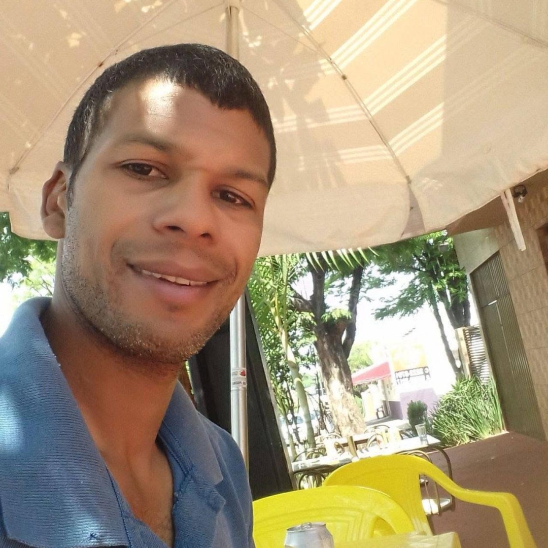 Adolescente mata o pai a facadas na cidade de Maringá