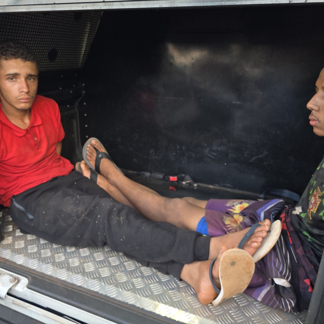 Ladrões são presos pela ROMU de Maringá com simulacro de arma e carro furtado
