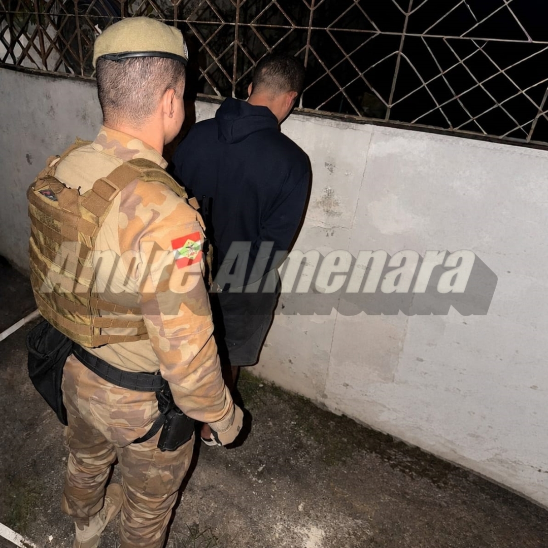 Foragido acusado de matar família por engano em Sarandi é preso em Balneário Camboriú