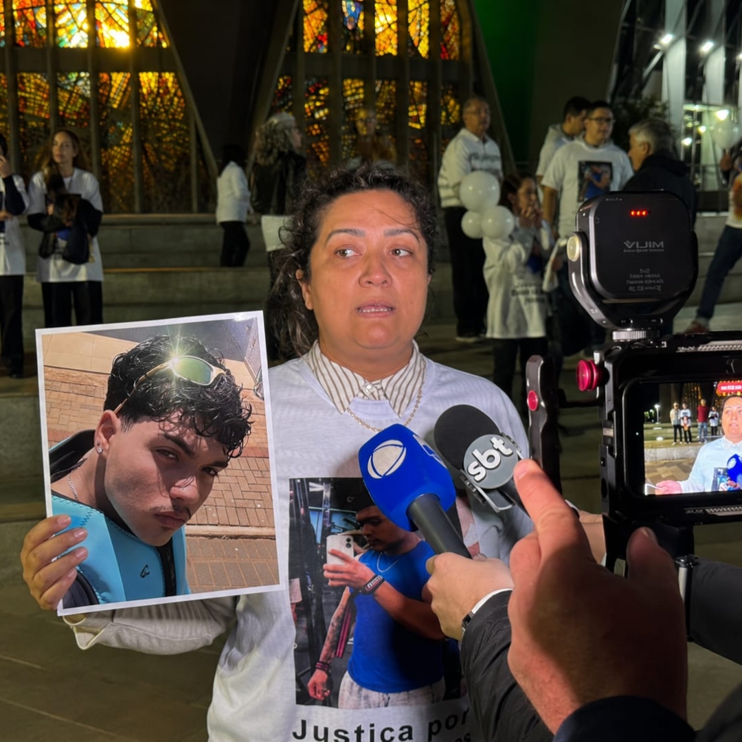 “E se fosse o seu filho?”: protesto cobra punição por morte de jovem motociclista