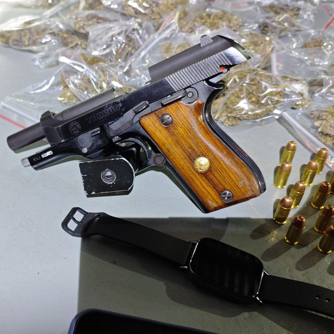 Homem é detido com pistola .380 e drogas durante operação da Polícia Civil em Maringá