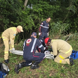 Tragédia: Motorista morre e outras duas pessoas sofrem ferimentos graves em acidente em Maringá