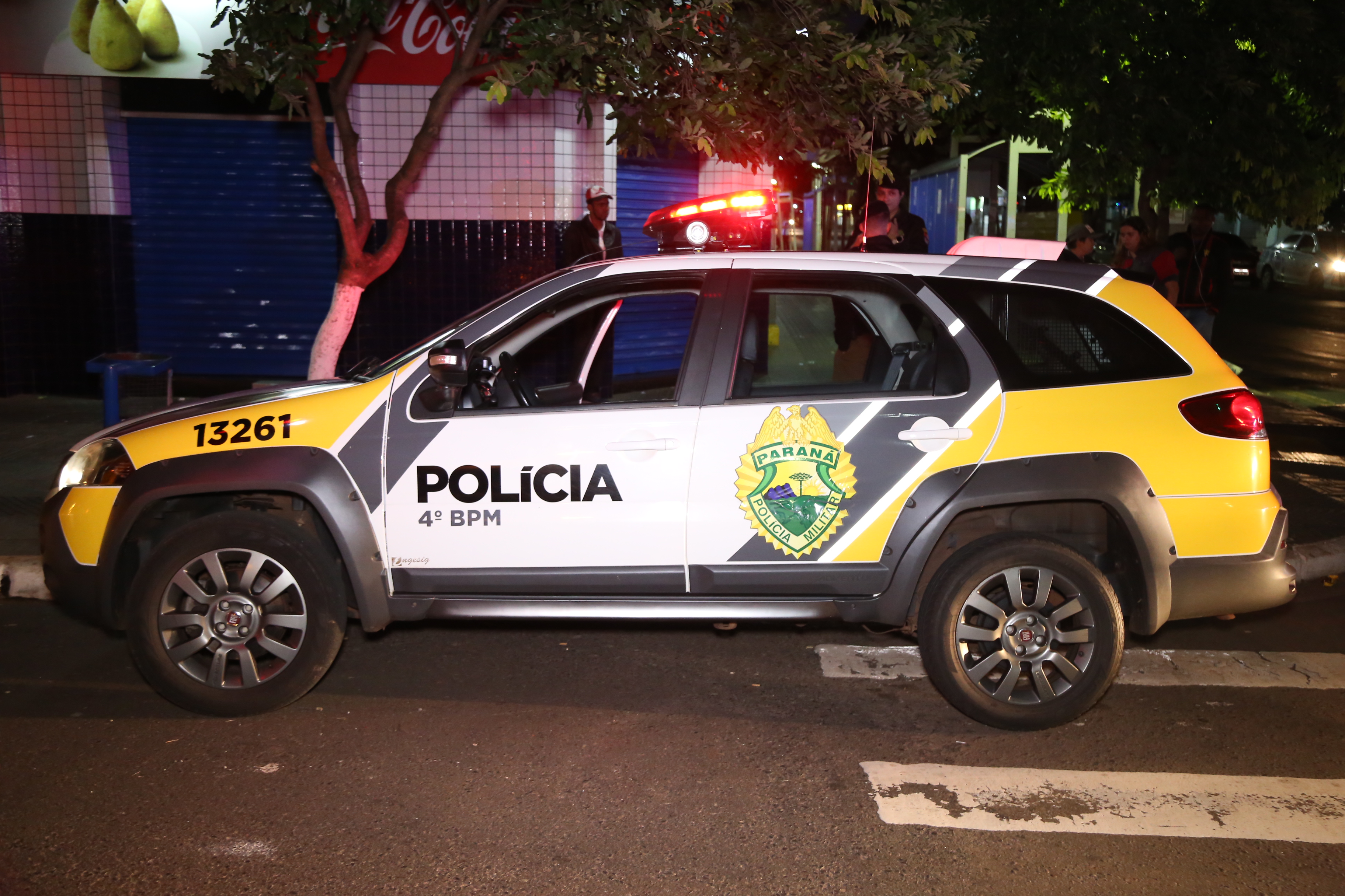 Travesti é ferida por tiro no centro de Maringá
