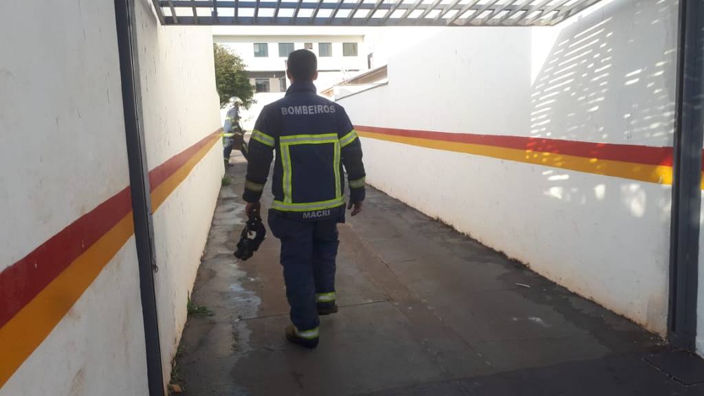 Jovem tem 80% do corpo queimado após explosão por vazamento de gás