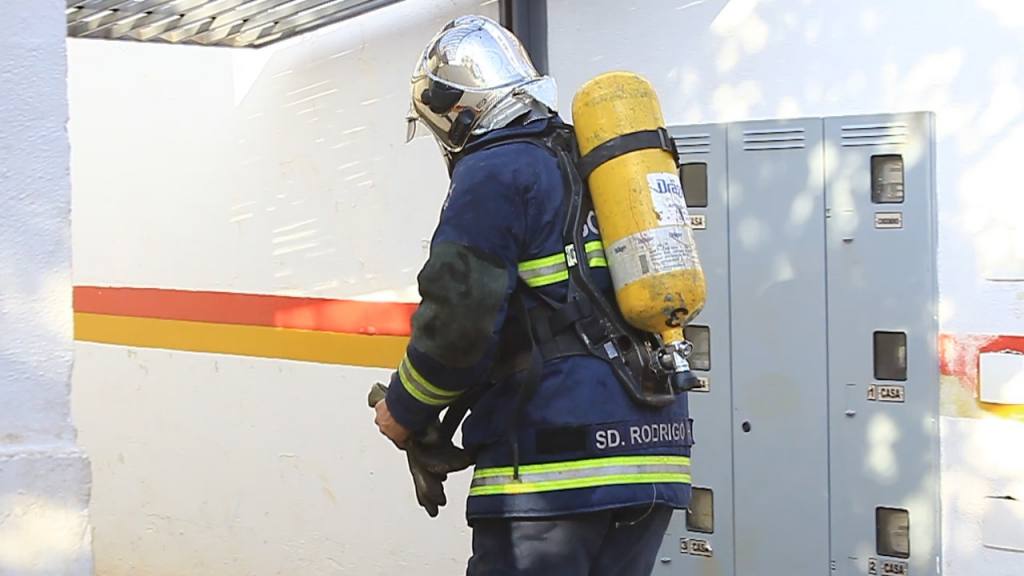 Jovem tem 80% do corpo queimado após explosão por vazamento de gás