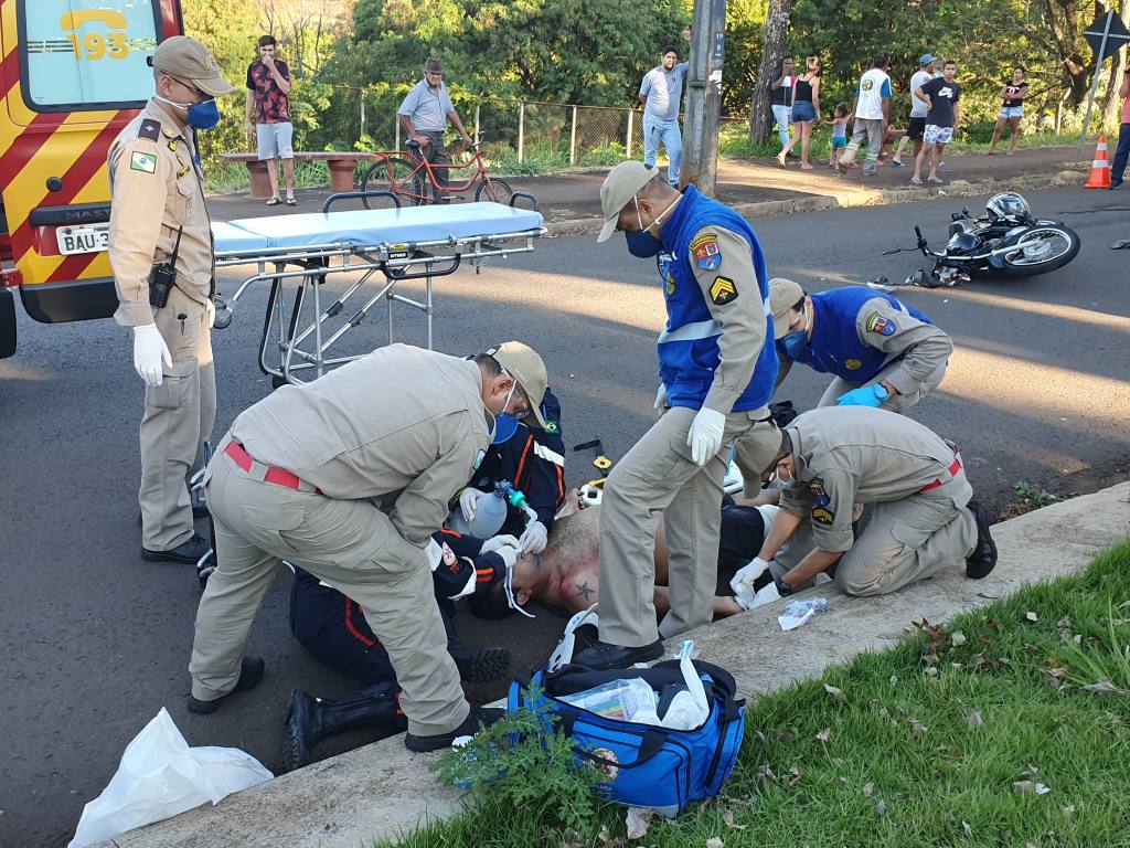 Acidente no Conjunto Ney Braga deixa motociclista gravemente ferido