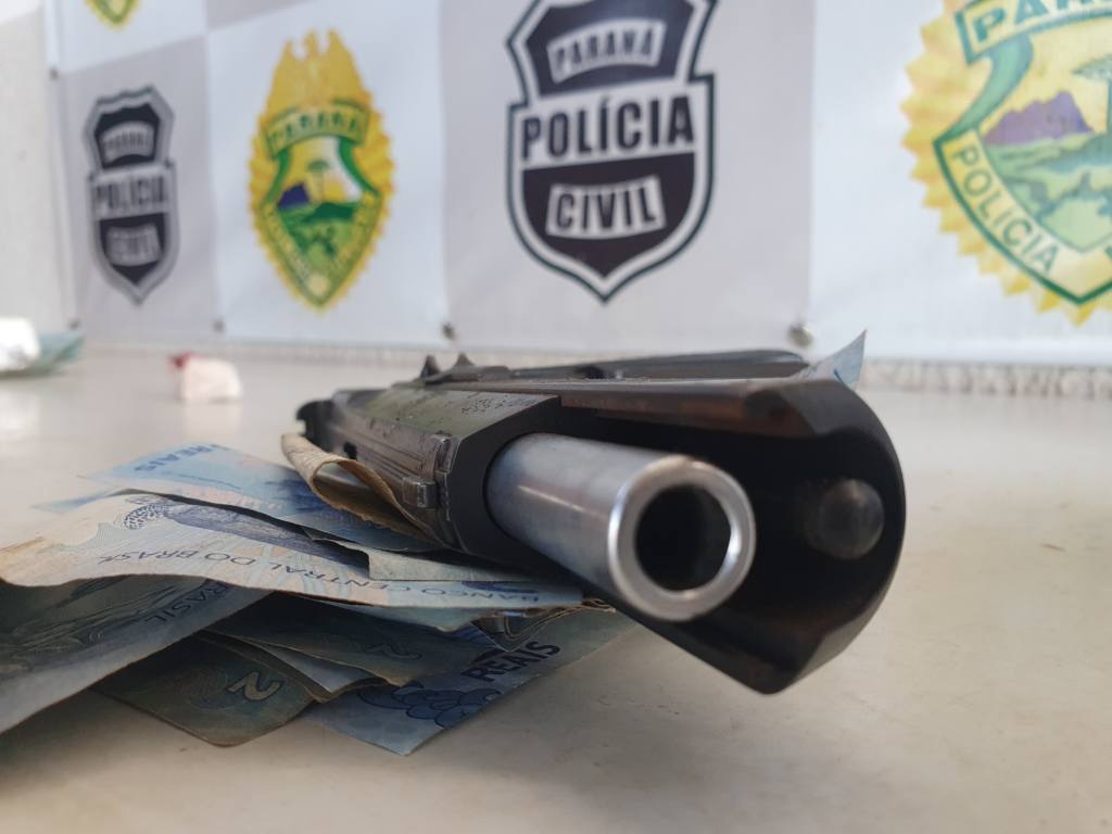 Moradores de Colorado são presos em Maringá com arma, drogas e dinheiro