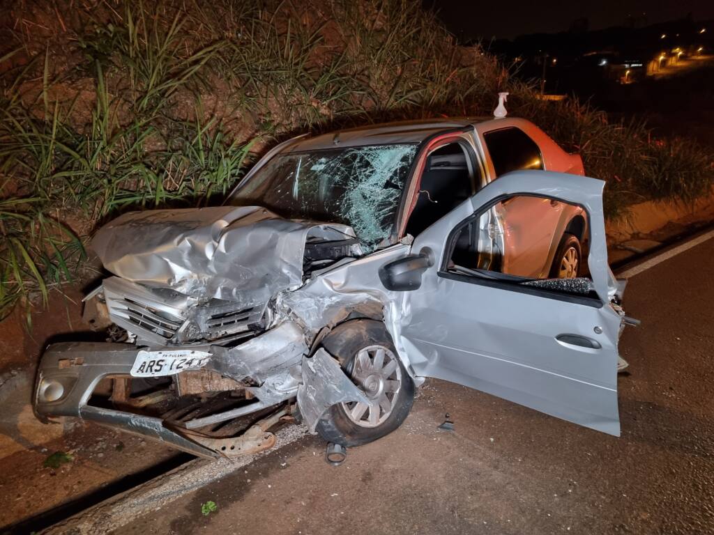 Mulher que morreu de acidente no Contorno Sul é identificada