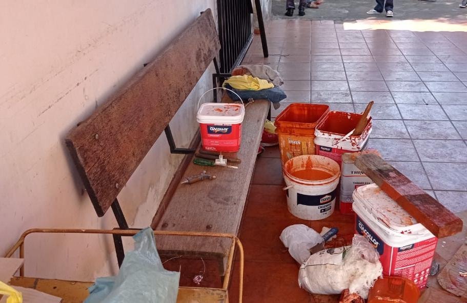 Trabalhador fica gravemente ferido ao cair de telhado no Jardim Quebec