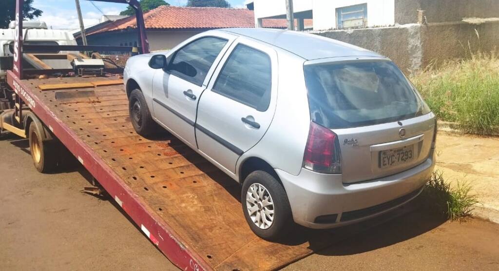 Carro de professor que foi sequestrado é localizado em Sarandi
