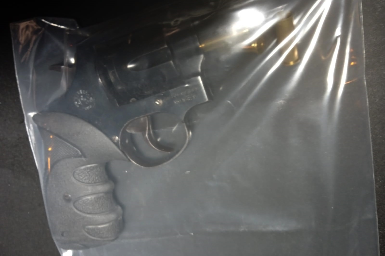 Homem que matou a companheira que estava grávida morre no hospital