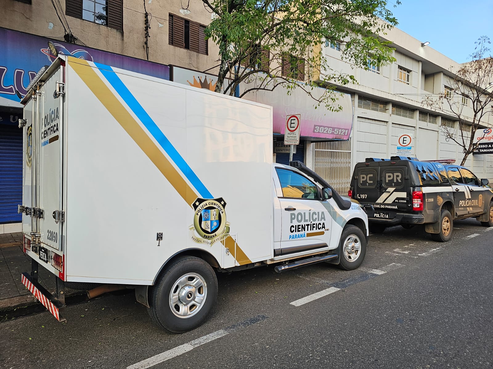 Homem mata mulher estrangulada em quarto de hotel no centro de Maringá
