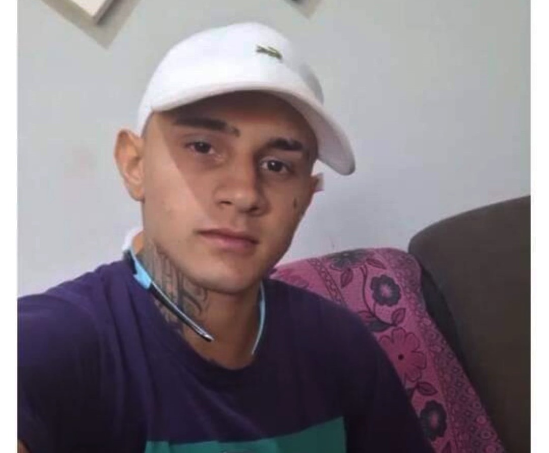 Jovem de 19 anos é executado a tiros ao lado de igreja em Maringá
